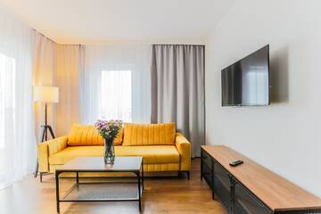 Фото номера Люкс с 1 спальней Апарт-отели COIN Apartamenty Krakowska г. Вроцлав 10