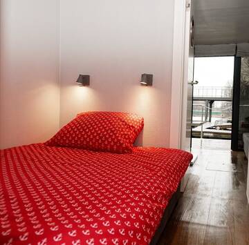 Фото номера Передвижной дом Ботели Apartament na wodzie - Houseboat Luka 2 г. Вроцлав 9