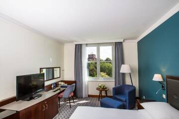 Фото номера Номер «Премиум» с видом на парк Отель Radisson Blu Hotel Wroclaw г. Вроцлав 4