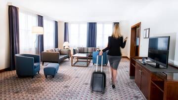 Фото номера Представительский люкс с видом на парк Отель Radisson Blu Hotel Wroclaw г. Вроцлав 4